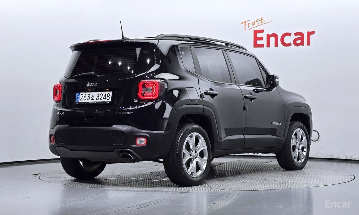 Renegade 2.4 Limited AWD 3