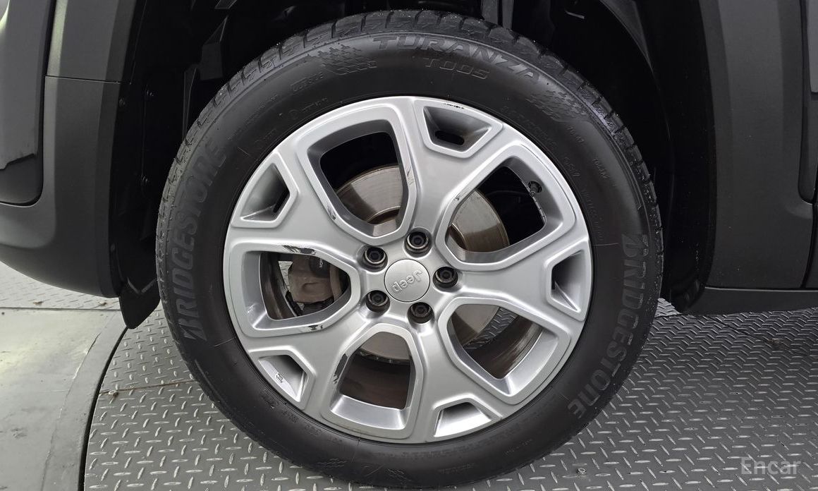 Renegade 2.4 Limited AWD 6