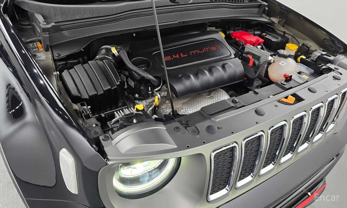 Renegade 2.4 Limited AWD 7
