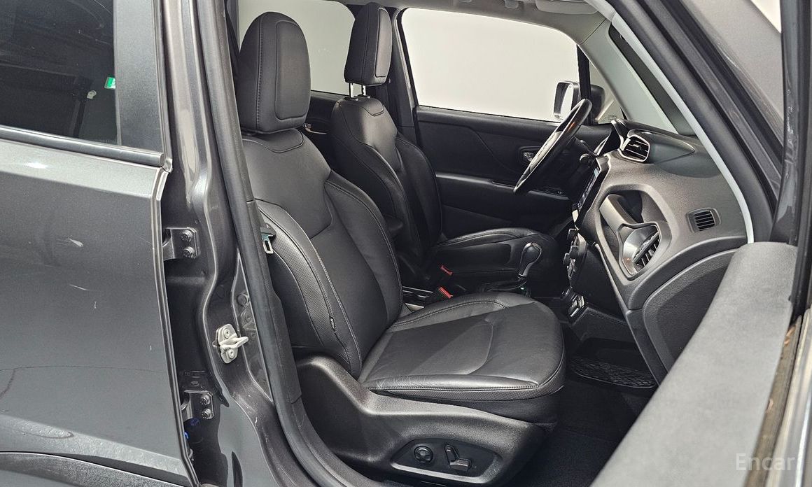 Renegade 2.4 Limited AWD 10