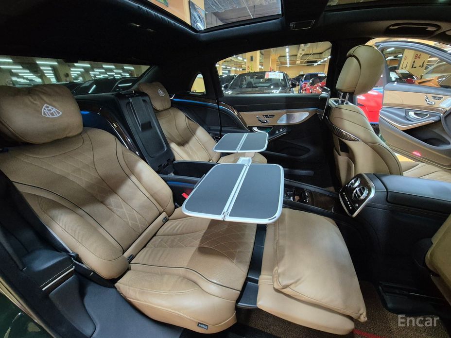 S-Class W222 Maybach S560 4MATIC Rodeo Drive LA Edition 14