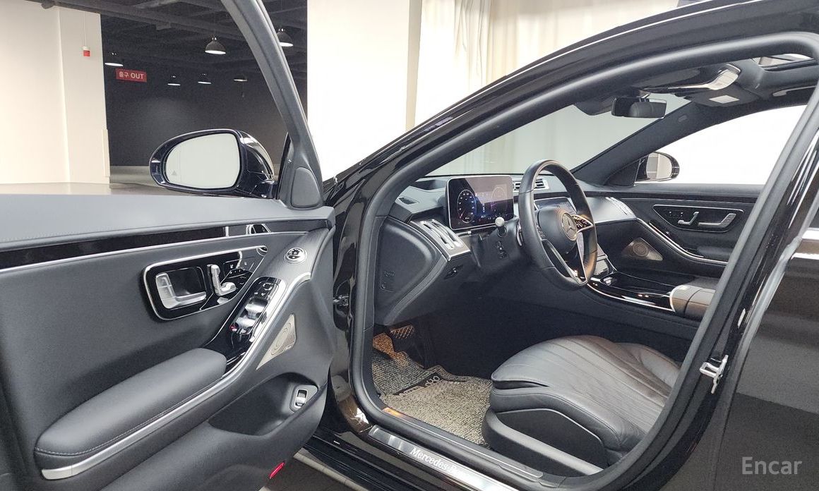 Mercedes-Benz S-Class W223S350 d №11