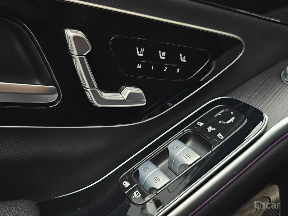 Mercedes-Benz S-Class W223S350 d №16