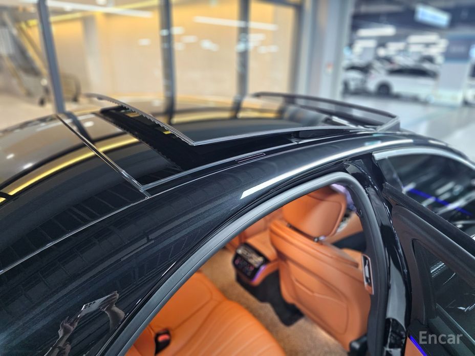Mercedes-Benz S-Class W223S350 d №16