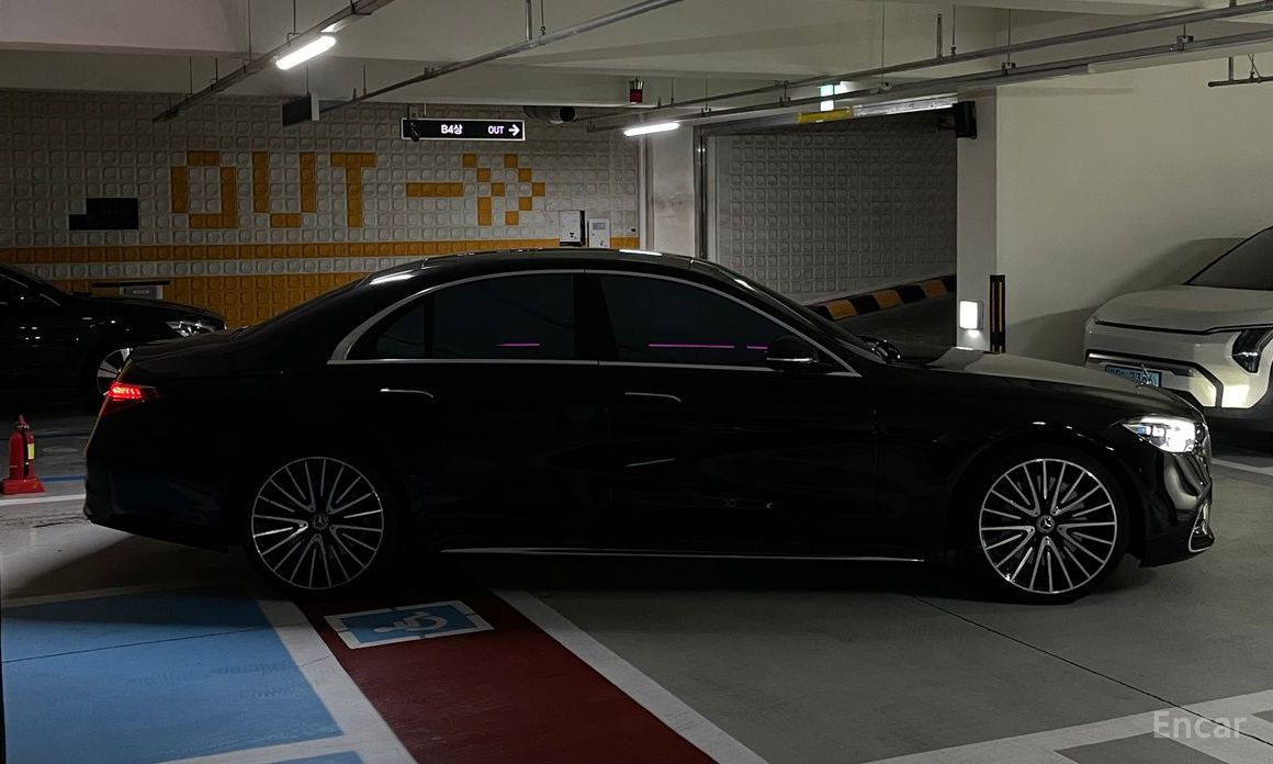 S-Class W223S400 d 4MATIC 5