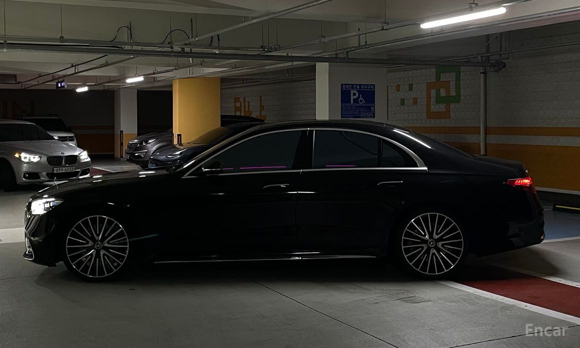 S-Class W223S400 d 4MATIC 7