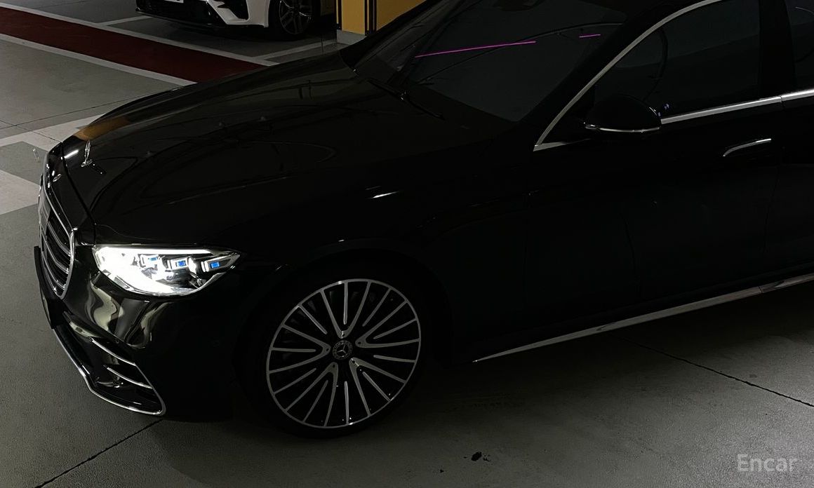 S-Class W223S400 d 4MATIC 8