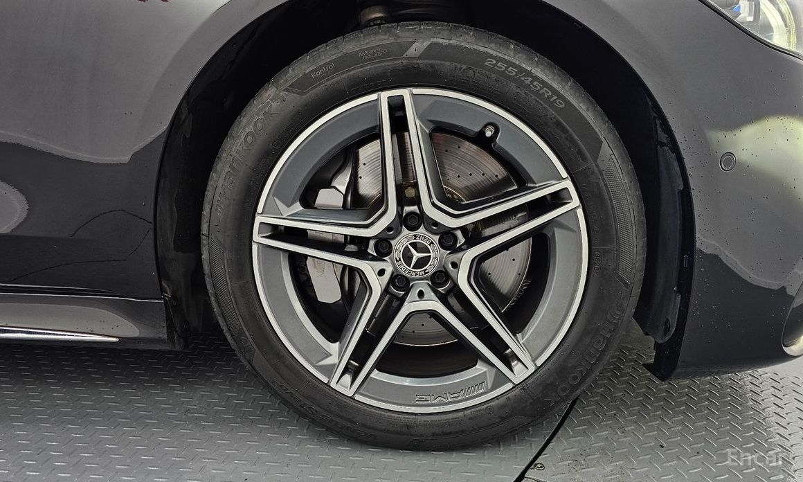 S-Class W223S400 d 4MATIC 6