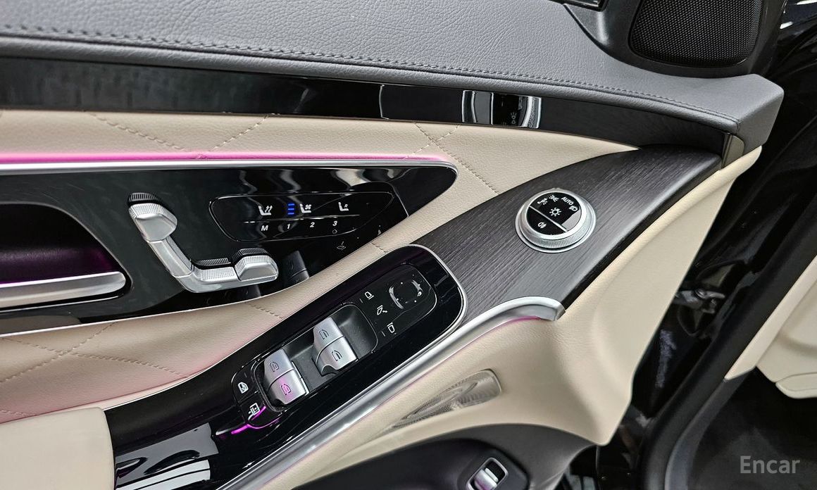 S-Class W223S400 d 4MATIC 17