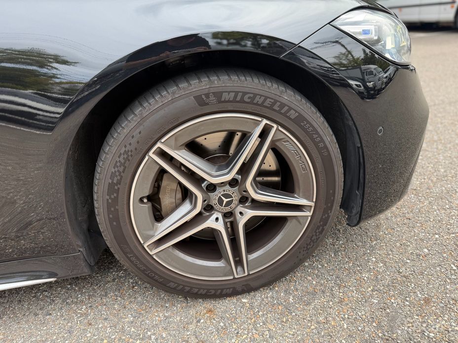 S-Class W223S400 d 4MATIC 9