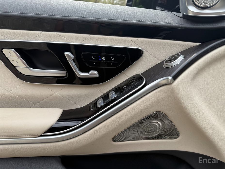 S-Class W223S400 d 4MATIC 10