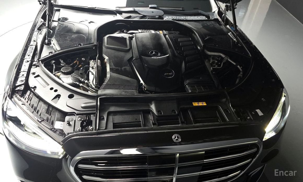 S-Class W223S400 d 4MATIC 7