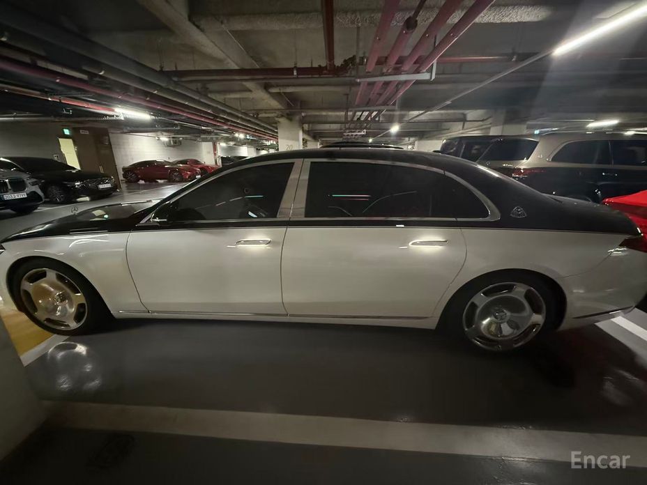 S-Class W223 Maybach S580 4MATIC 6