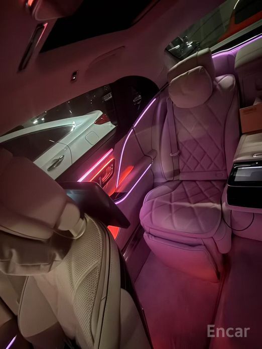 S-Class W223 Maybach S580 4MATIC 10