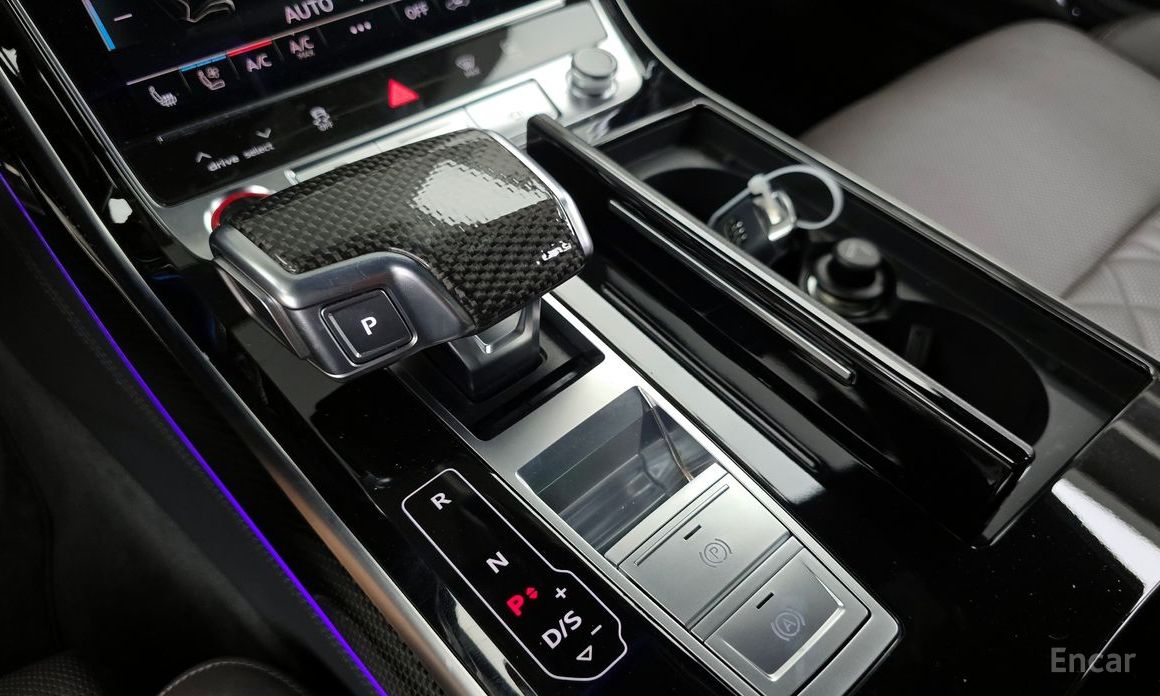 Audi S8 (D5) 4.0 TFSI Quattro LWB №10