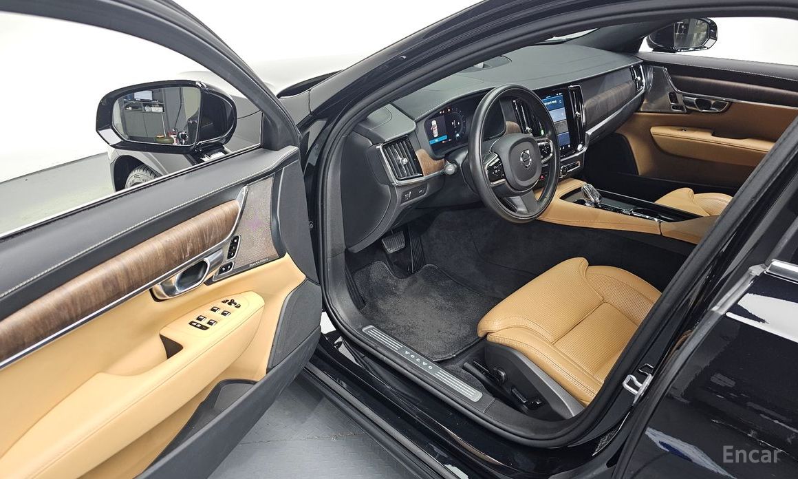 S90B6 AWD Inscriptions90b6 AWD INSCRIPTIONS90B6 13