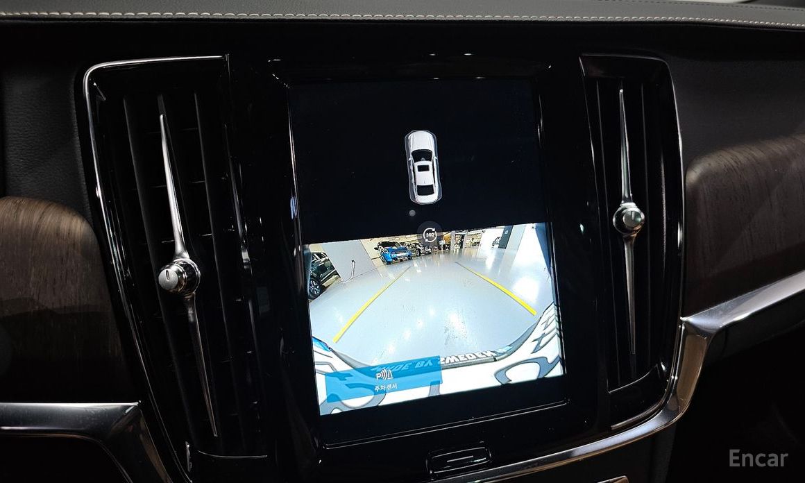 S90B6 AWD Inscriptions90b6 AWD INSCRIPTIONS90B6 17