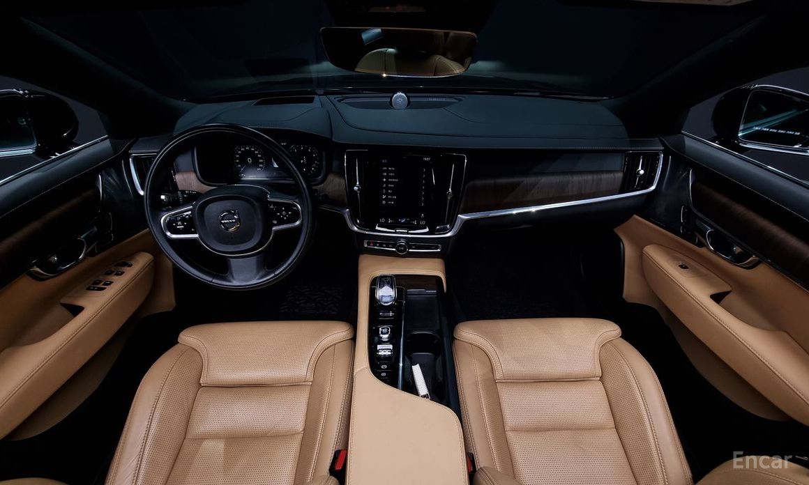 S90B6 AWD Inscriptions90b6 AWD INSCRIPTIONS90B6 8
