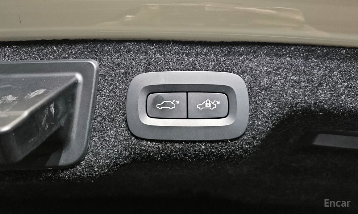 S90B6 AWD Inscriptions90b6 AWD INSCRIPTIONS90B6 20