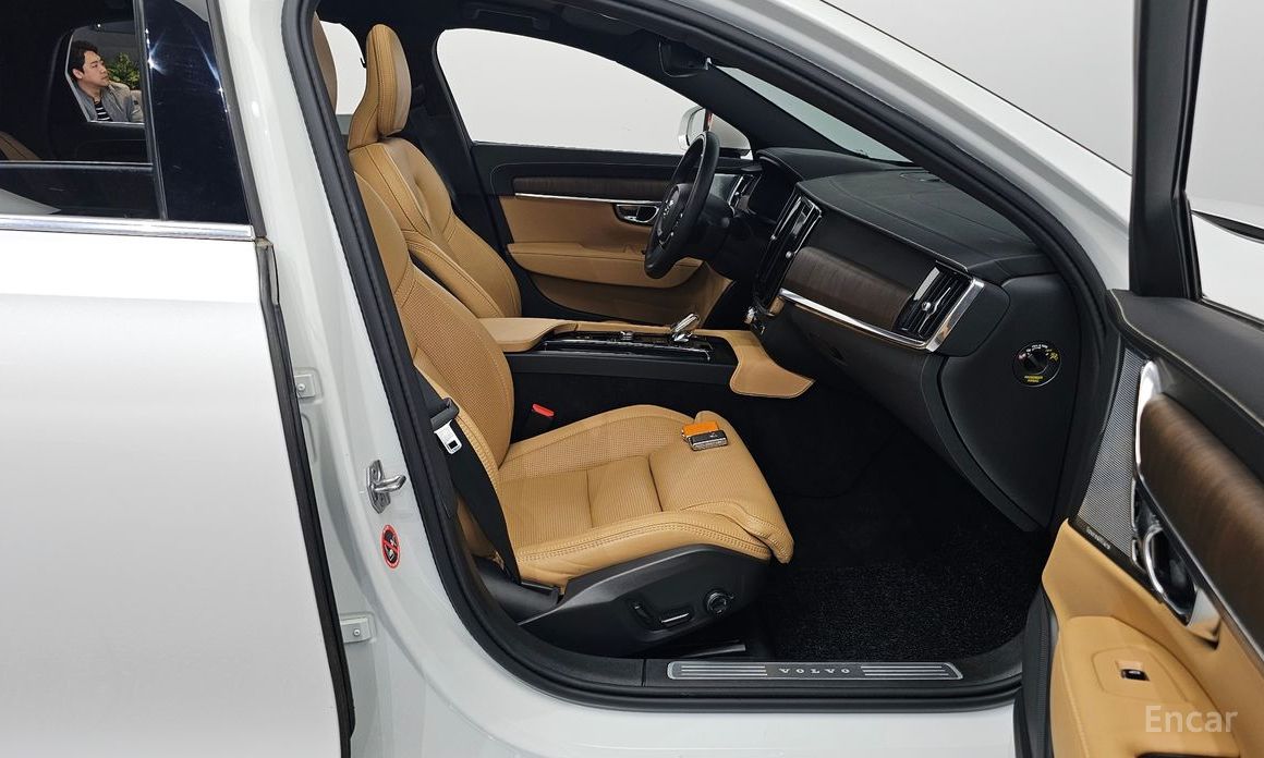 S90B6 AWD Inscriptions90b6 AWD INSCRIPTIONS90B6 12