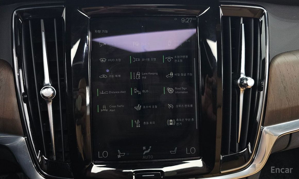 S90B6 AWD Inscriptions90b6 AWD INSCRIPTIONS90B6 17