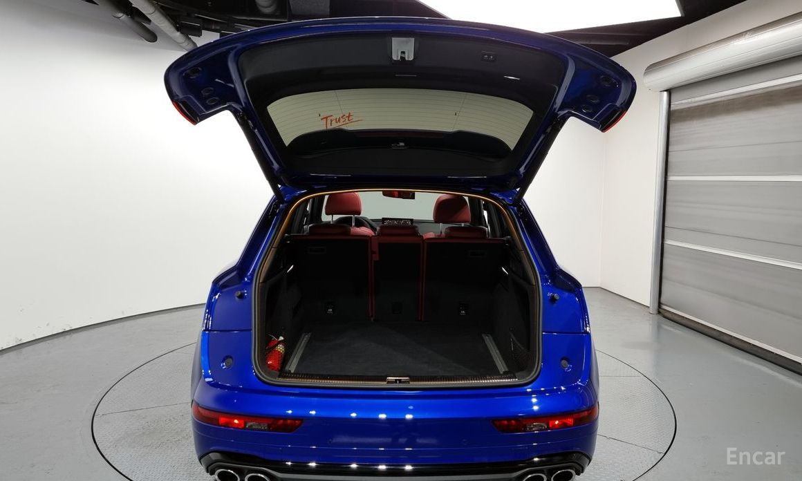 SQ5 (FY) 3.0 TFSI Quattro 21