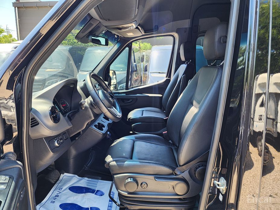 Mercedes-Benz Sprinter 3. 0 Diesel W907 №11