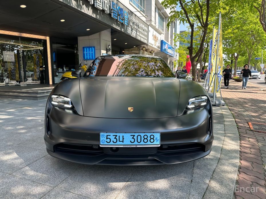 Porsche Taikan 4S №4