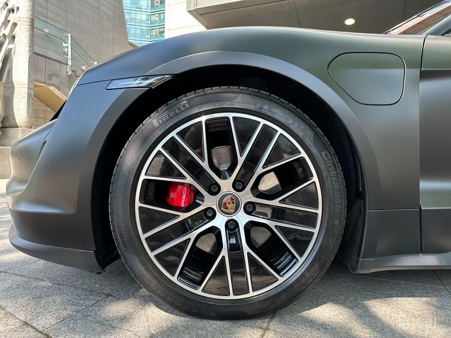 Porsche Taikan 4S №6