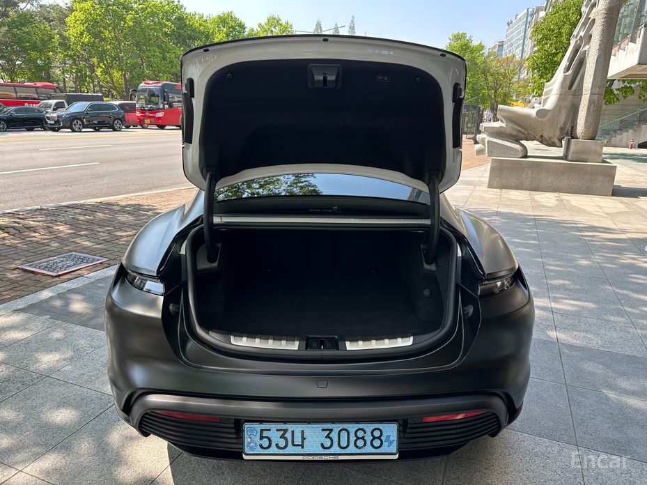Porsche Taikan 4S №19