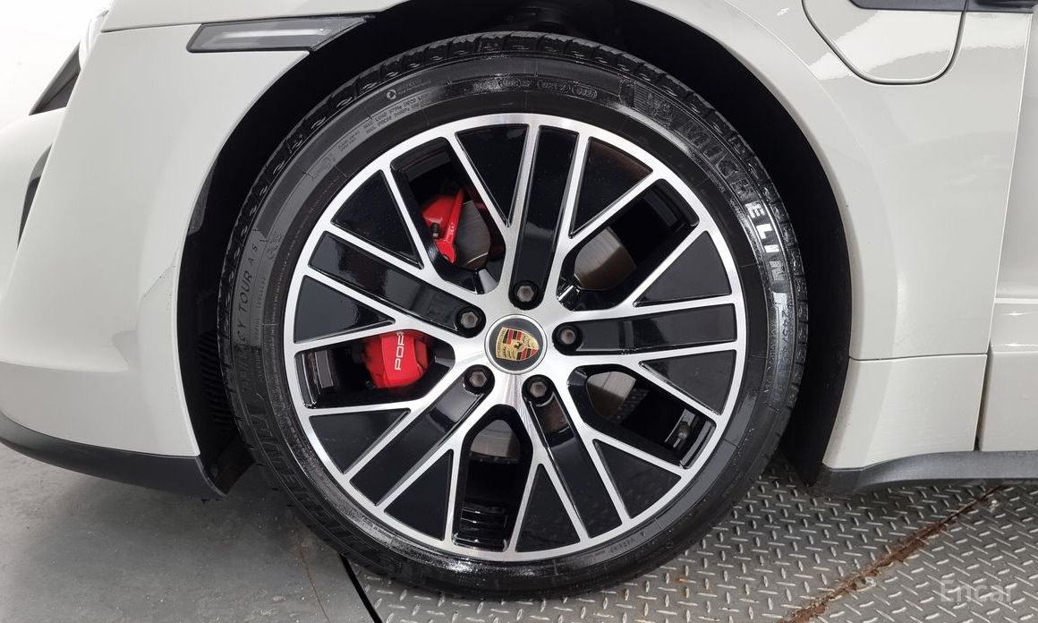 Porsche Taikan 4S №6