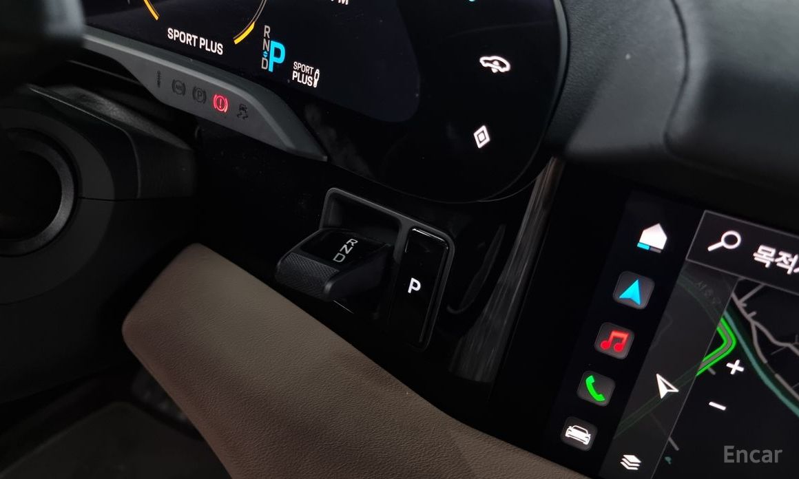 Porsche Taikan 4S №10