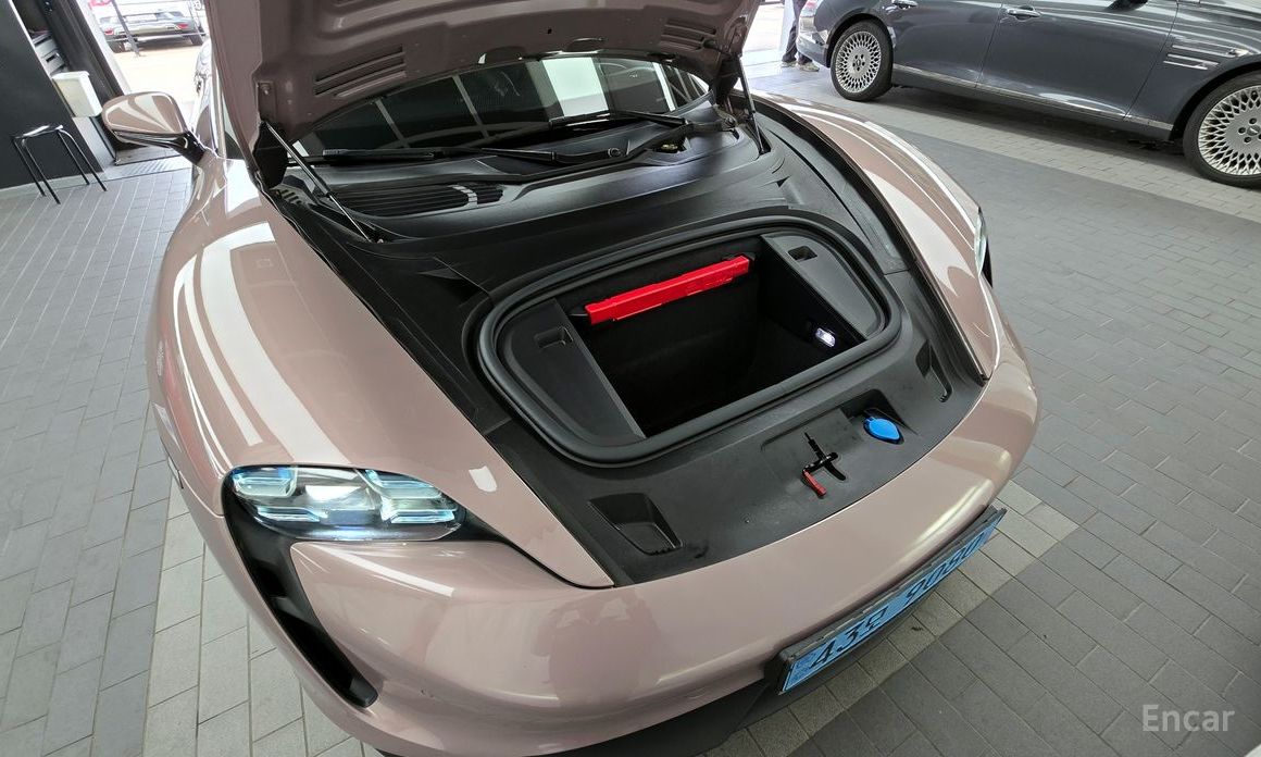 Porsche Taikan 4S №7