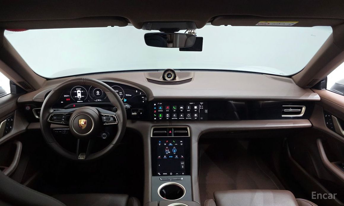 Porsche Taikan 4S Cross Turismo №8