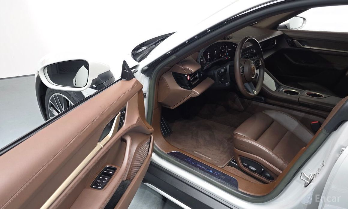 Porsche Taikan 4S Cross Turismo №12