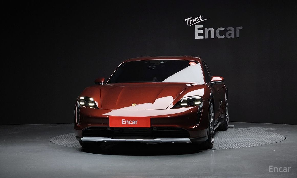 Porsche Taikan 4 Cross Turismo №4