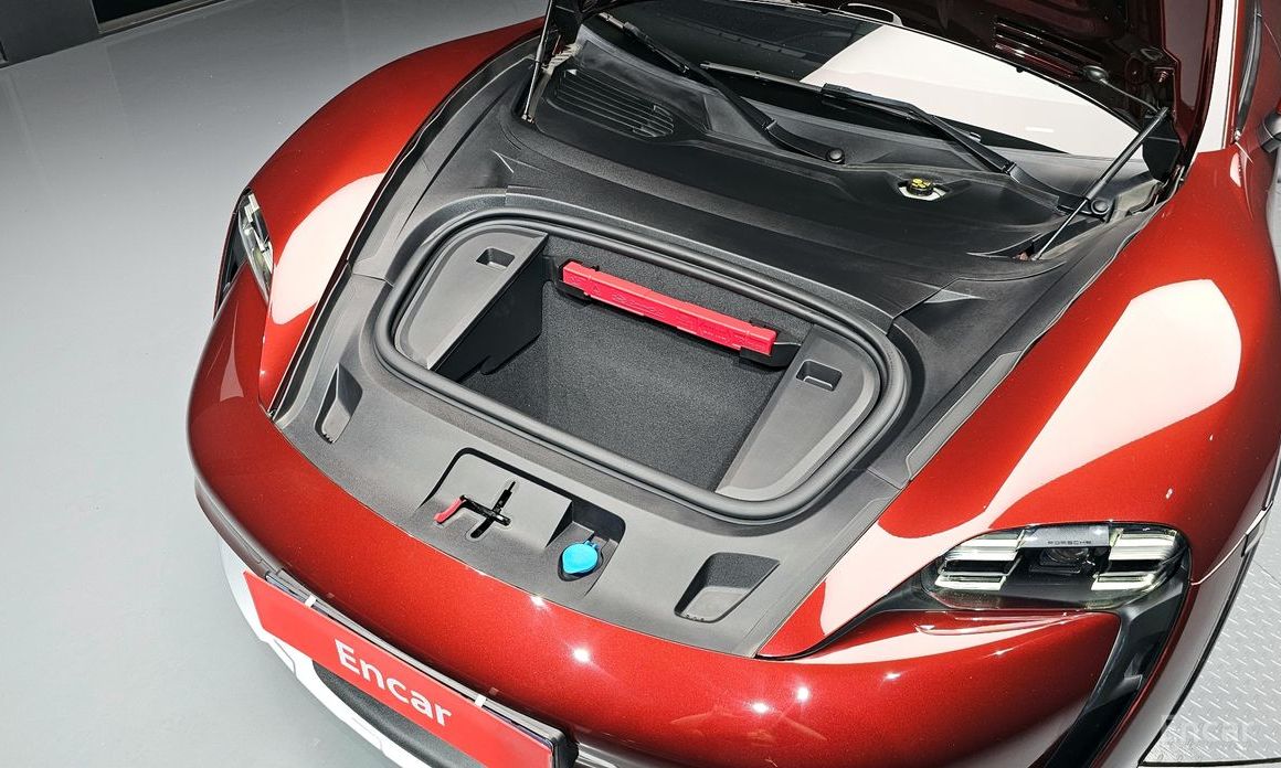 Porsche Taikan 4 Cross Turismo №7