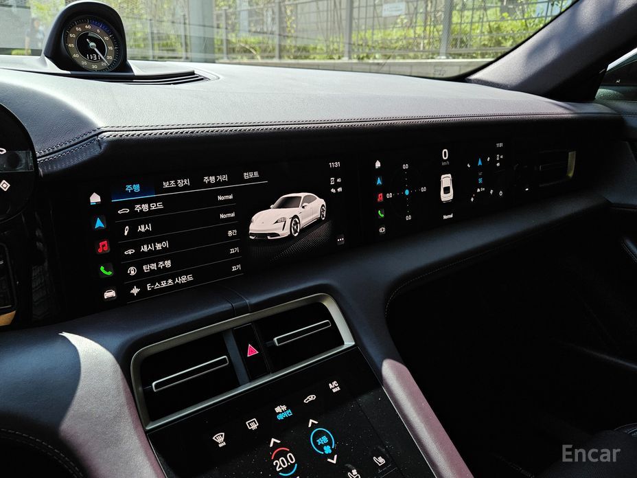Porsche Taikan Base №19