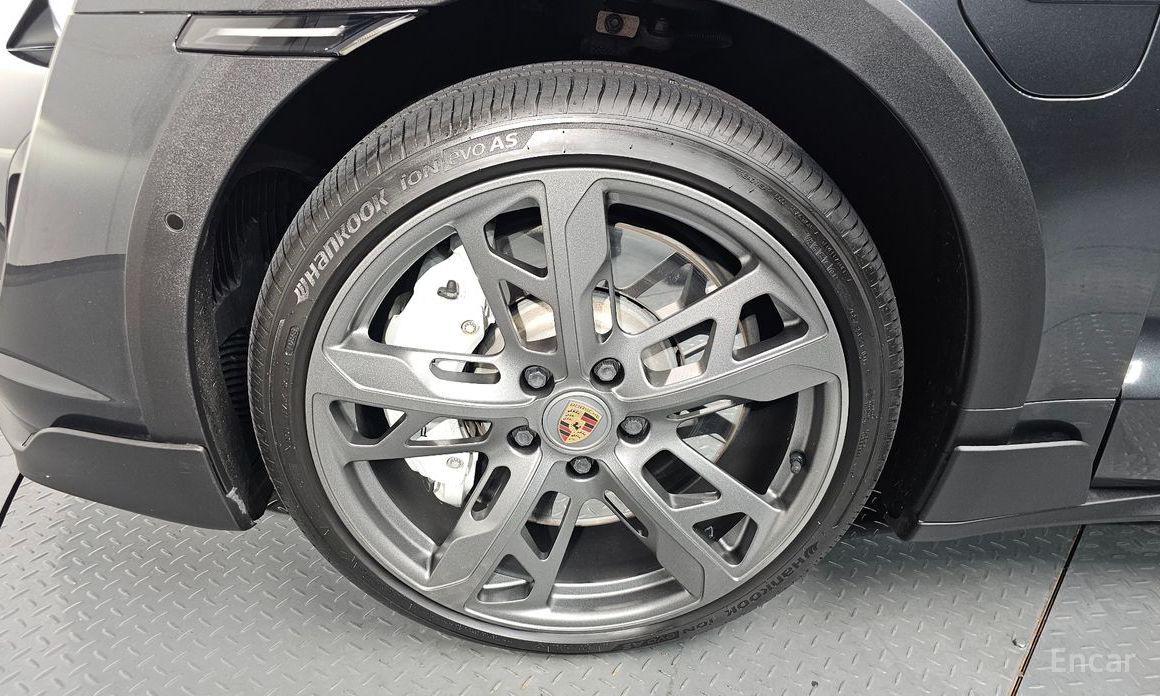 Taikan Turbo Cross Turismo 11