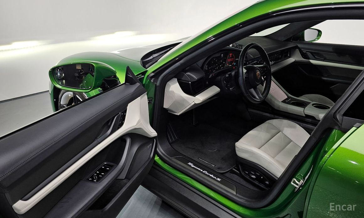 Porsche Taikan Turbo S №12