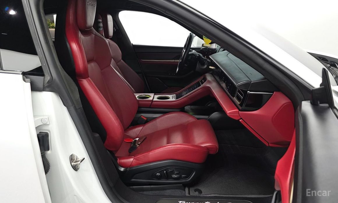 Porsche Taikan Turbo S №11