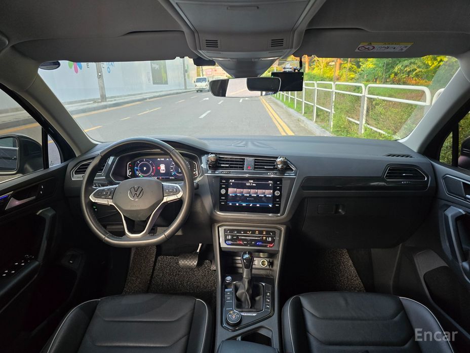 Tiguan 2nd Generation 2.0 TDI 4 Motion Premium 10