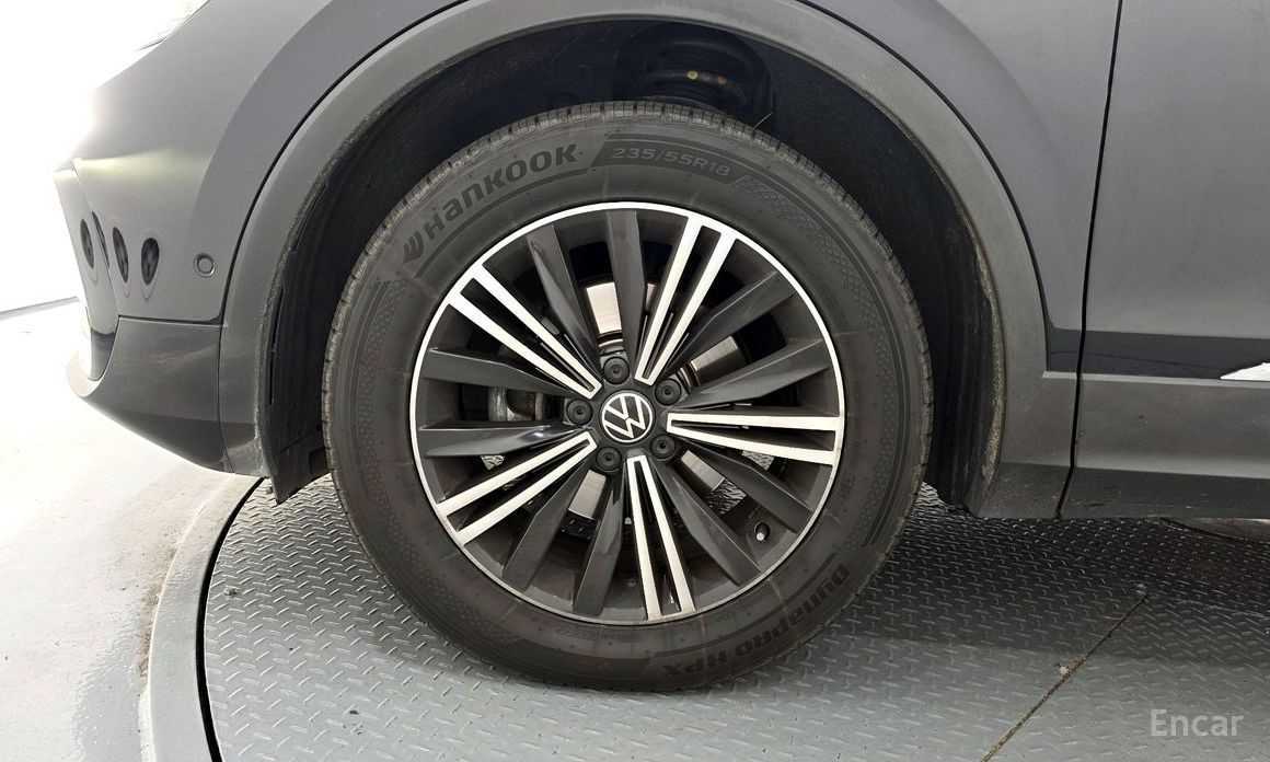 Volkswagen Tiguan 2nd Generation 2.0 TDI 4 Motion Premium №6