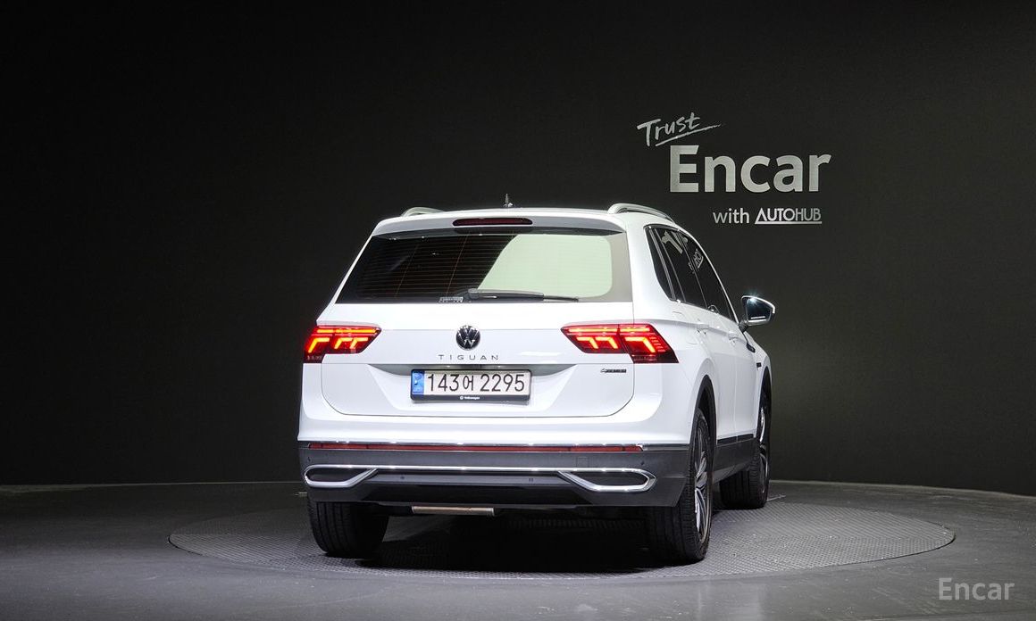 Tiguan 2nd Generation 2.0 TDI 4 Motion Prestige 5