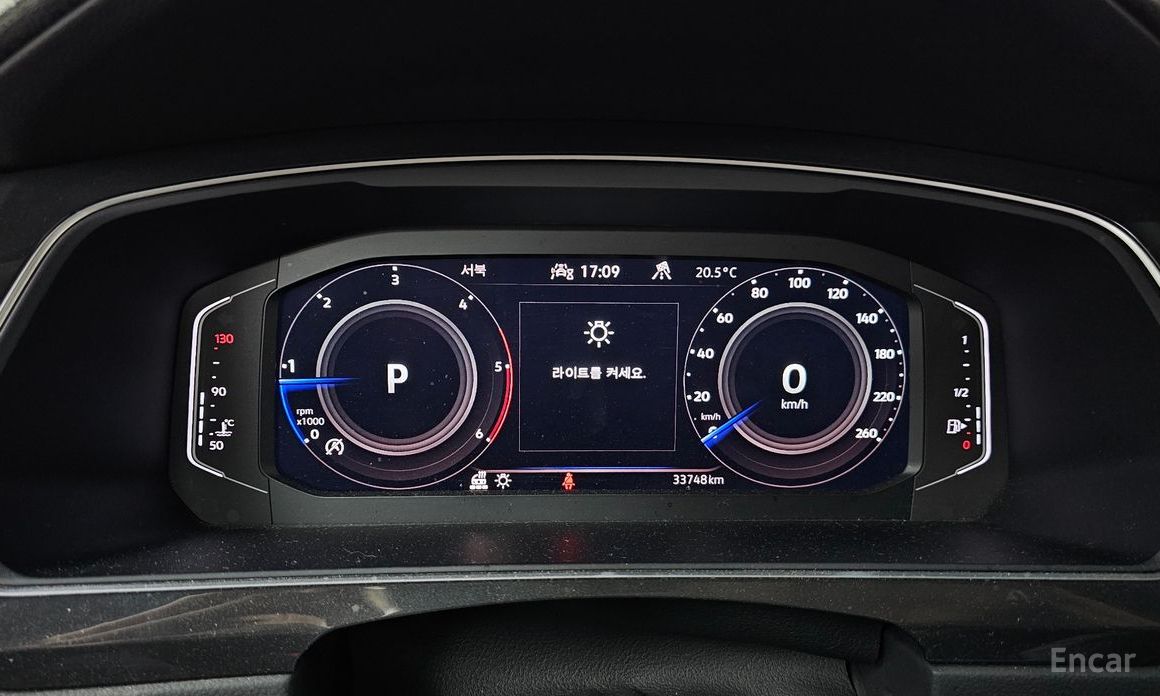 Tiguan 2nd Generation 2.0 TDI 4 Motion Prestige 9