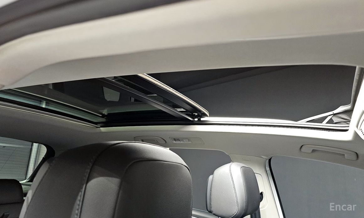 Tiguan 2nd Generation 2.0 TDI 4 Motion Prestige 19