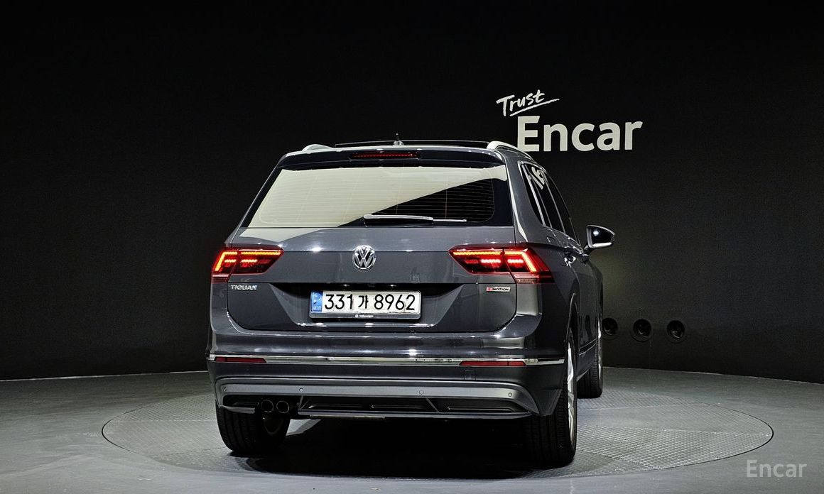 Tiguan 2nd Generation 2.0 TDI 4 Motion Prestige 5