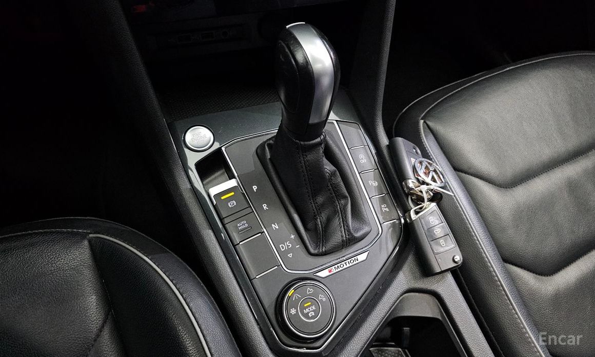 Tiguan 2nd Generation 2.0 TDI 4 Motion Prestige 10