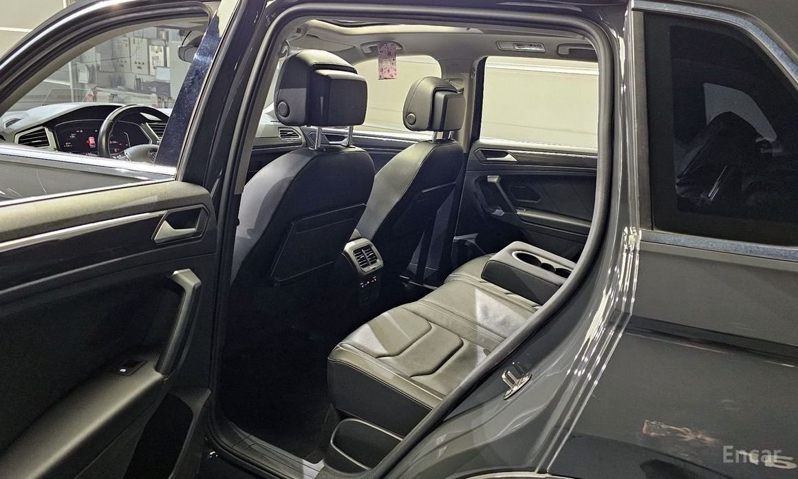 Tiguan 2nd Generation 2.0 TDI 4 Motion Prestige 12