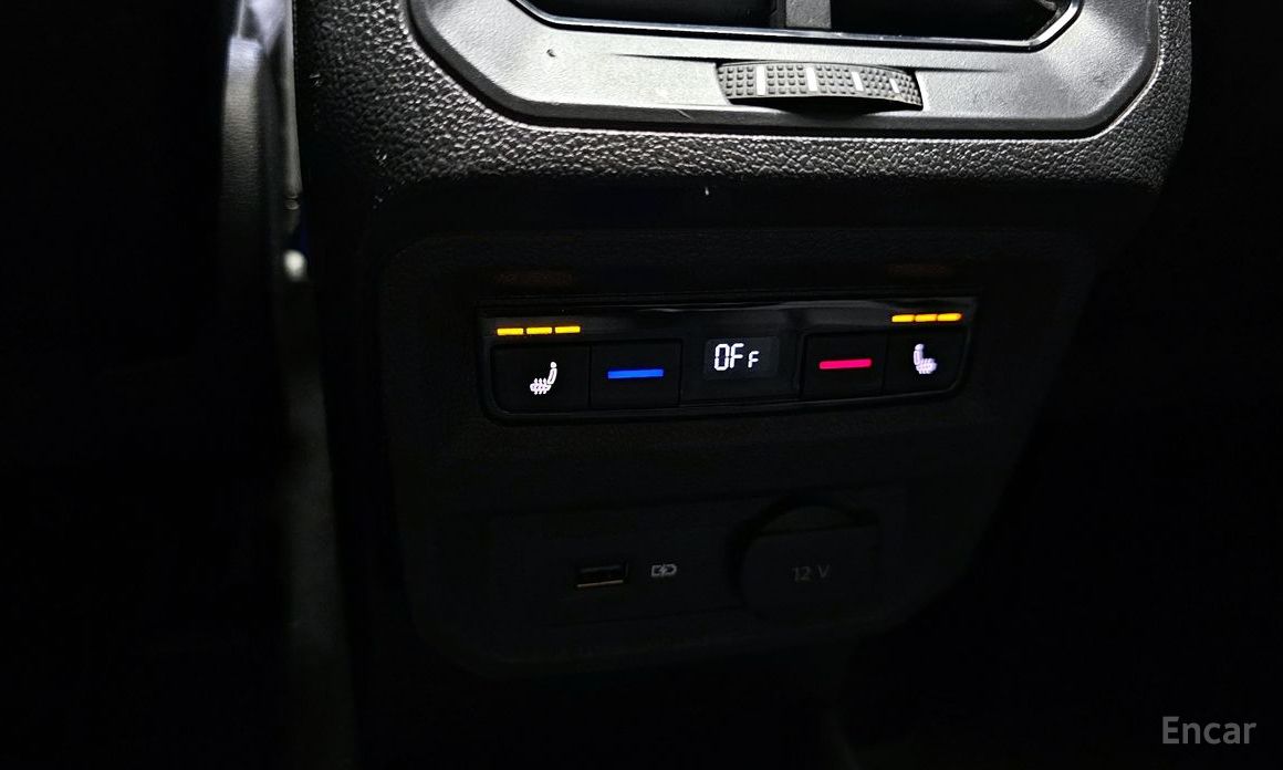 Tiguan 2nd Generation 2.0 TDI 4 Motion Prestige 19